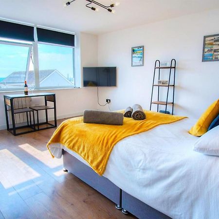 Swn Y Mor - 1 Bedroom Studio - Saundersfoot Bagian luar foto