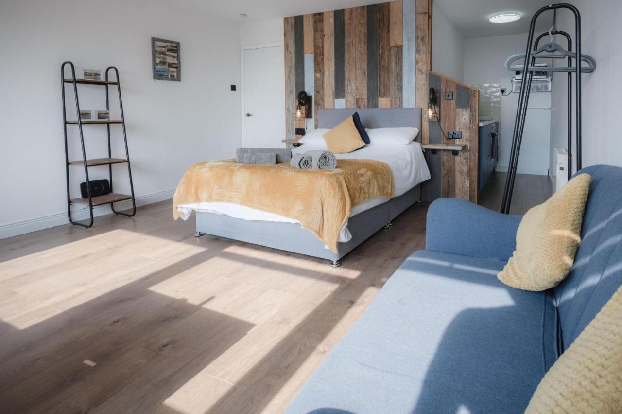 Swn Y Mor - 1 Bedroom Studio - Saundersfoot Bagian luar foto
